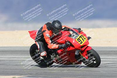 media/Nov-16-2025-Race Pace (Sun) [[8c5fa54630]]/Verified Riders/5-Turn 9 (1135am)/